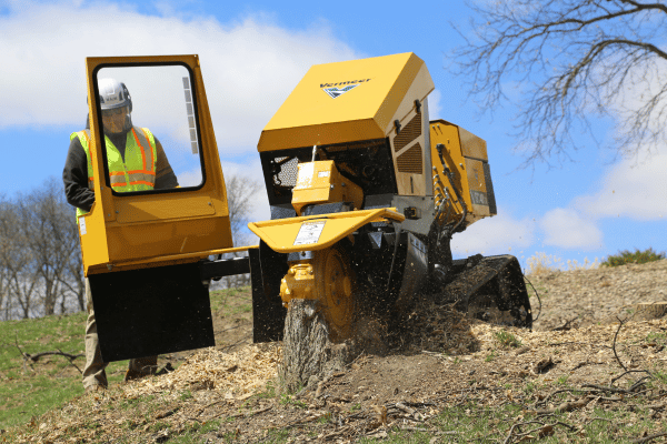 Vermeer SC48TX stump cutter