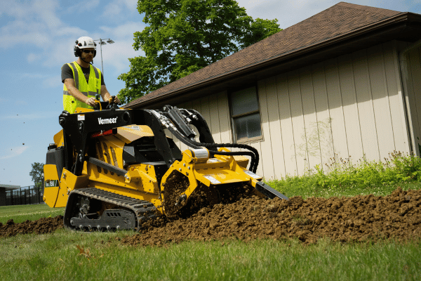 Vermeer ML150 Mini Loader with trencher attachment