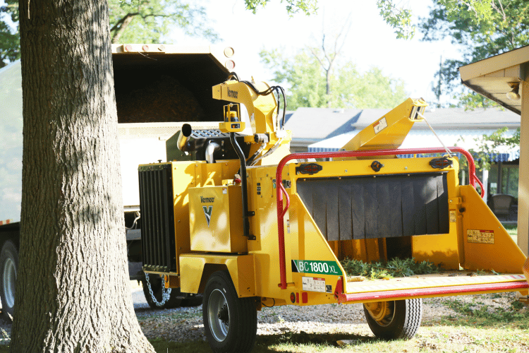 Vermeer BC1800XL Brush Chipper